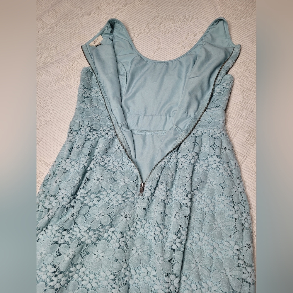 Ann Taylor Loft Blue Lace Mini Dress, Size 8 - Picture 4 of 9